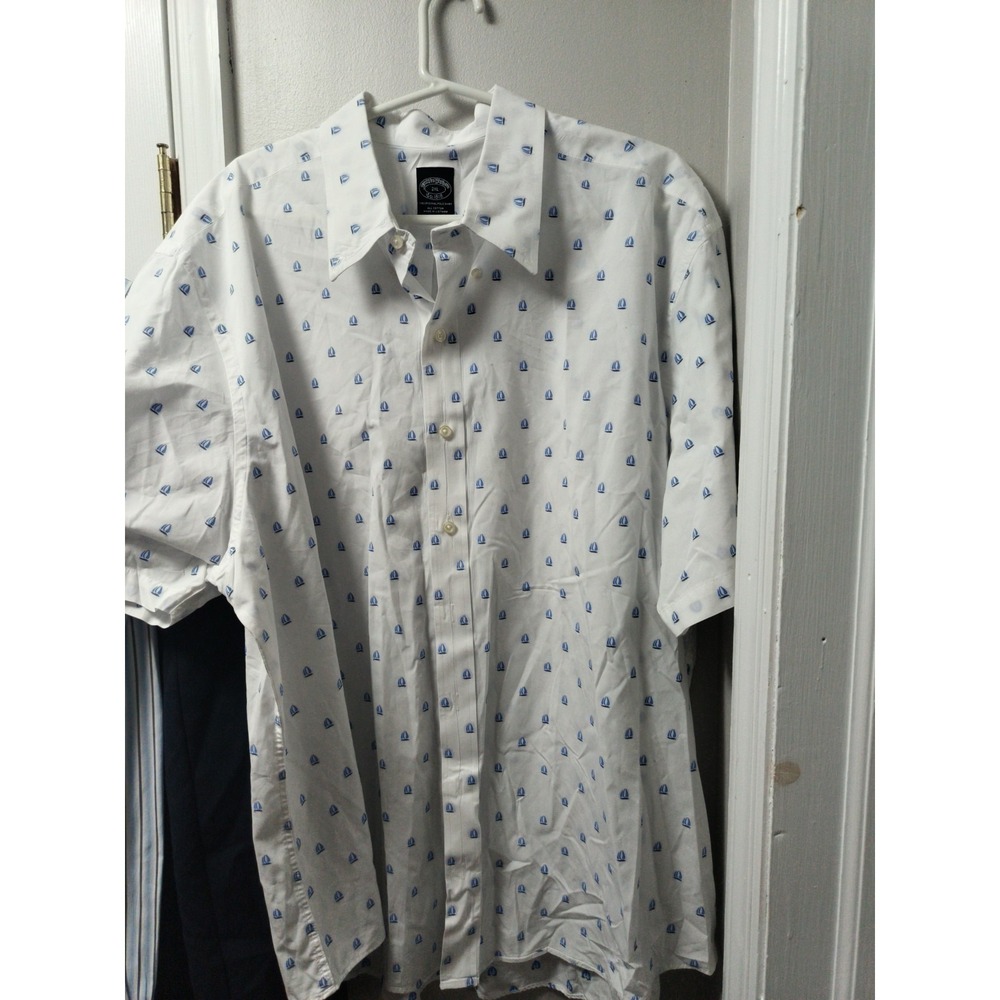 Brooks Brothers Short Sleeve Shirt Mens 2XL Button Down Sailboat Print Coastal